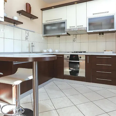 Two-bedroom In Vikendica