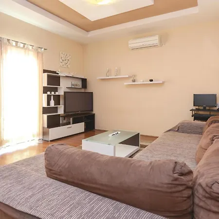 Vikendica Two-bedroom In