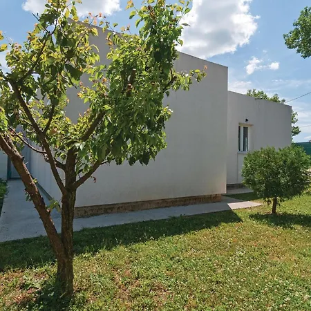 Lovely In With Kitchen Сasa de vacaciones Neoric